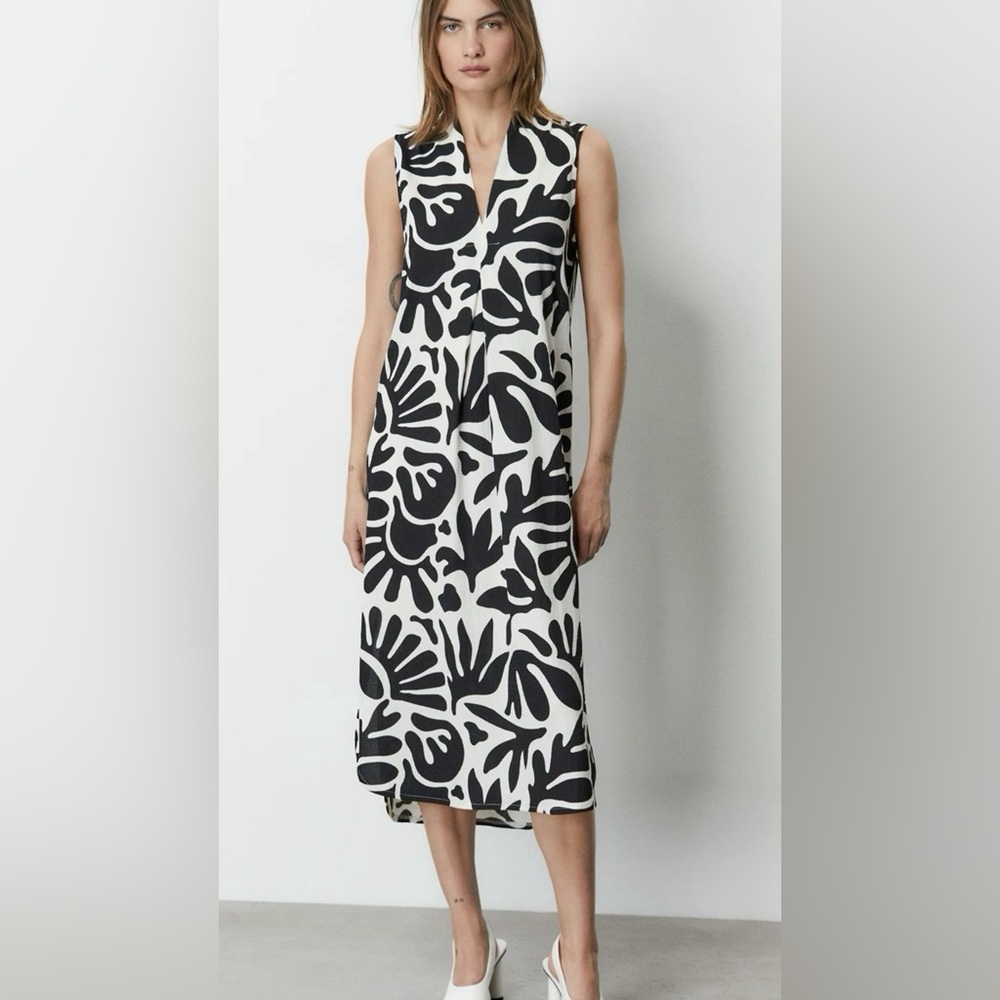 NWOT Sfera Black and Ivory Patterned Tunic Dress Women’s US Size 10